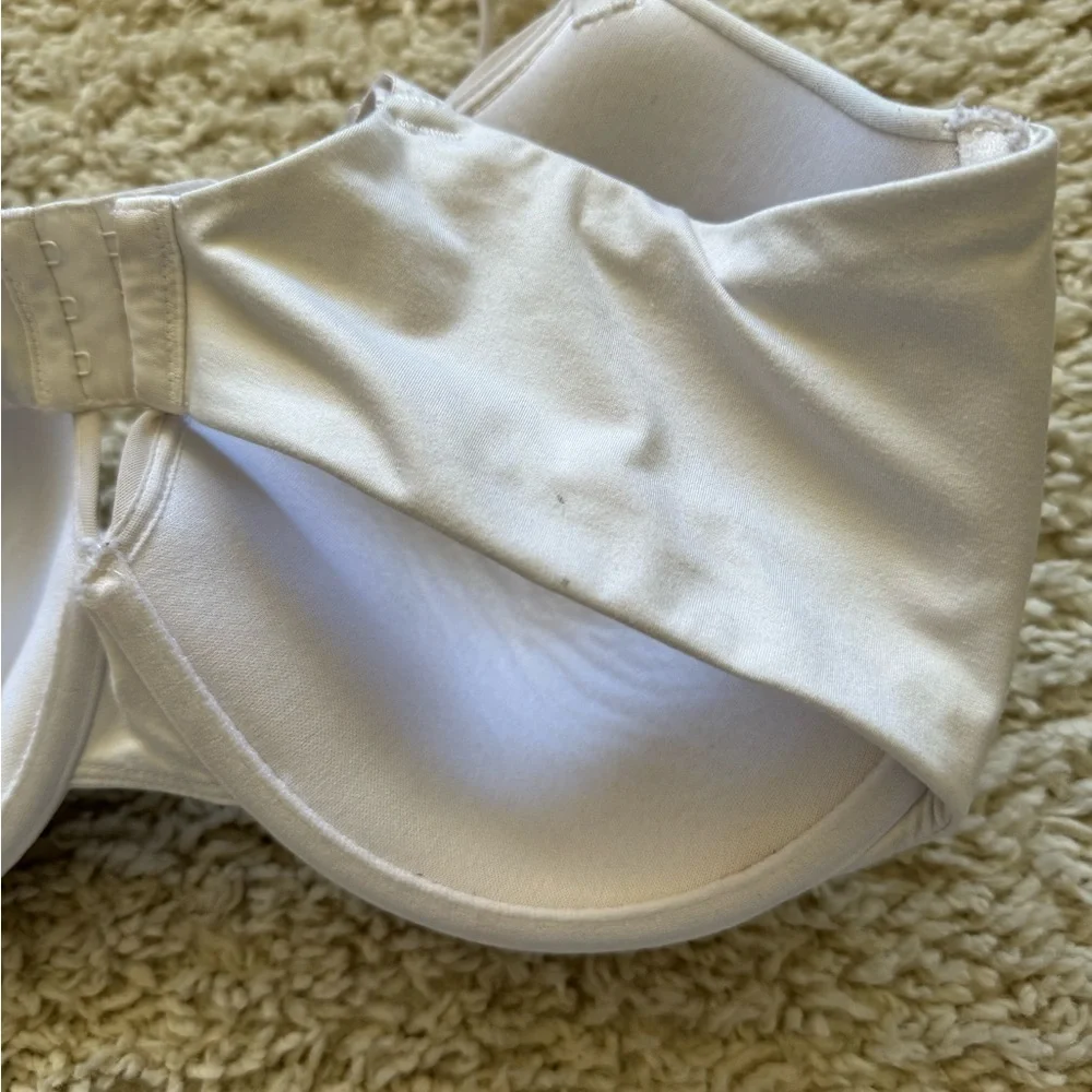 Calvin Klein White Underwire Lightly Padded Bra 36DD